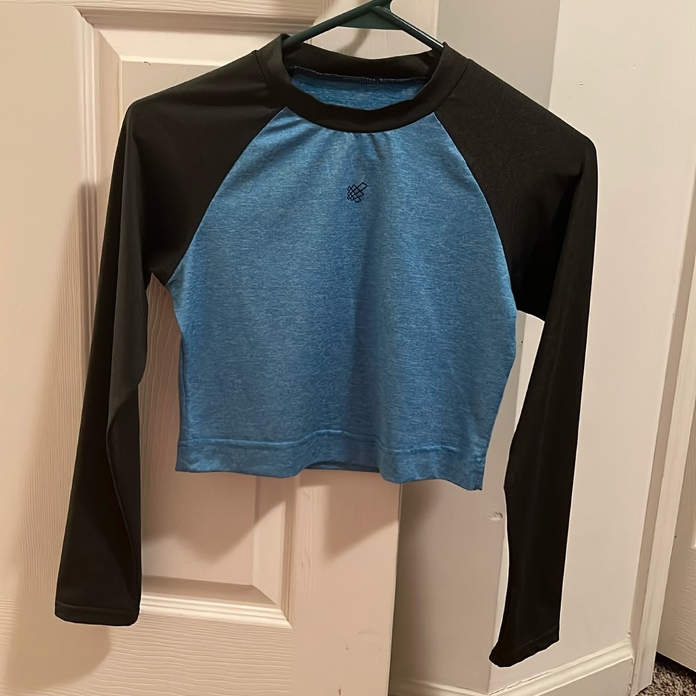 Jed North long sleeve crop